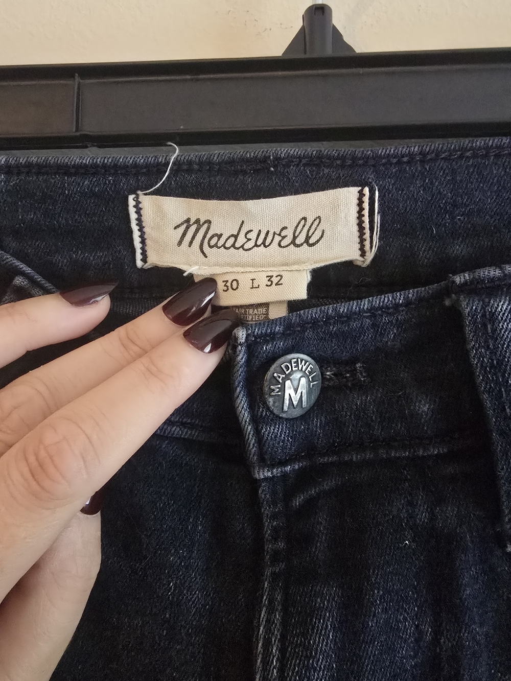 Madewell Men’s Slim Straight Jeans in Deep Indigo - Picture 3 of 5